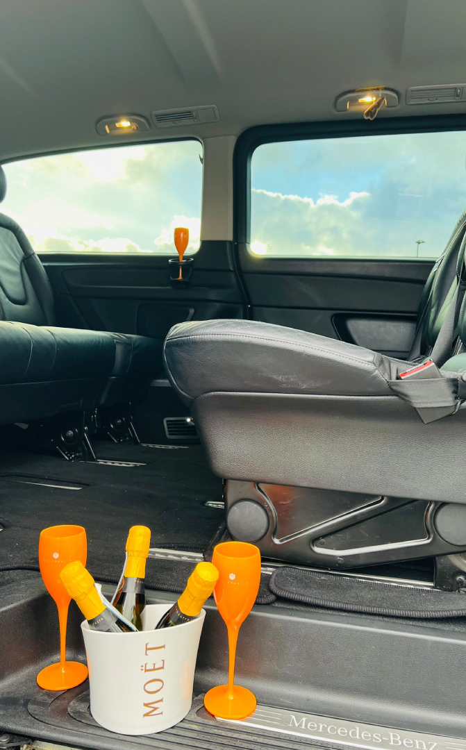 Luxury Airport Transfers | CET Chauffeur Services - Luxury Airport Transfer Apartments